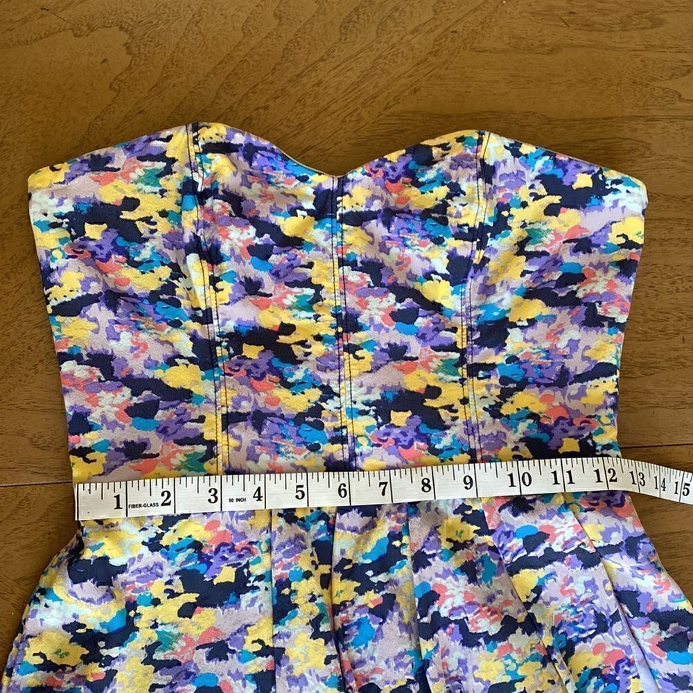 Charlotte Ronson Mini Sweetheart Strapless Dress in Abstract Watercolor Size 4 - Picture 10 of 14
